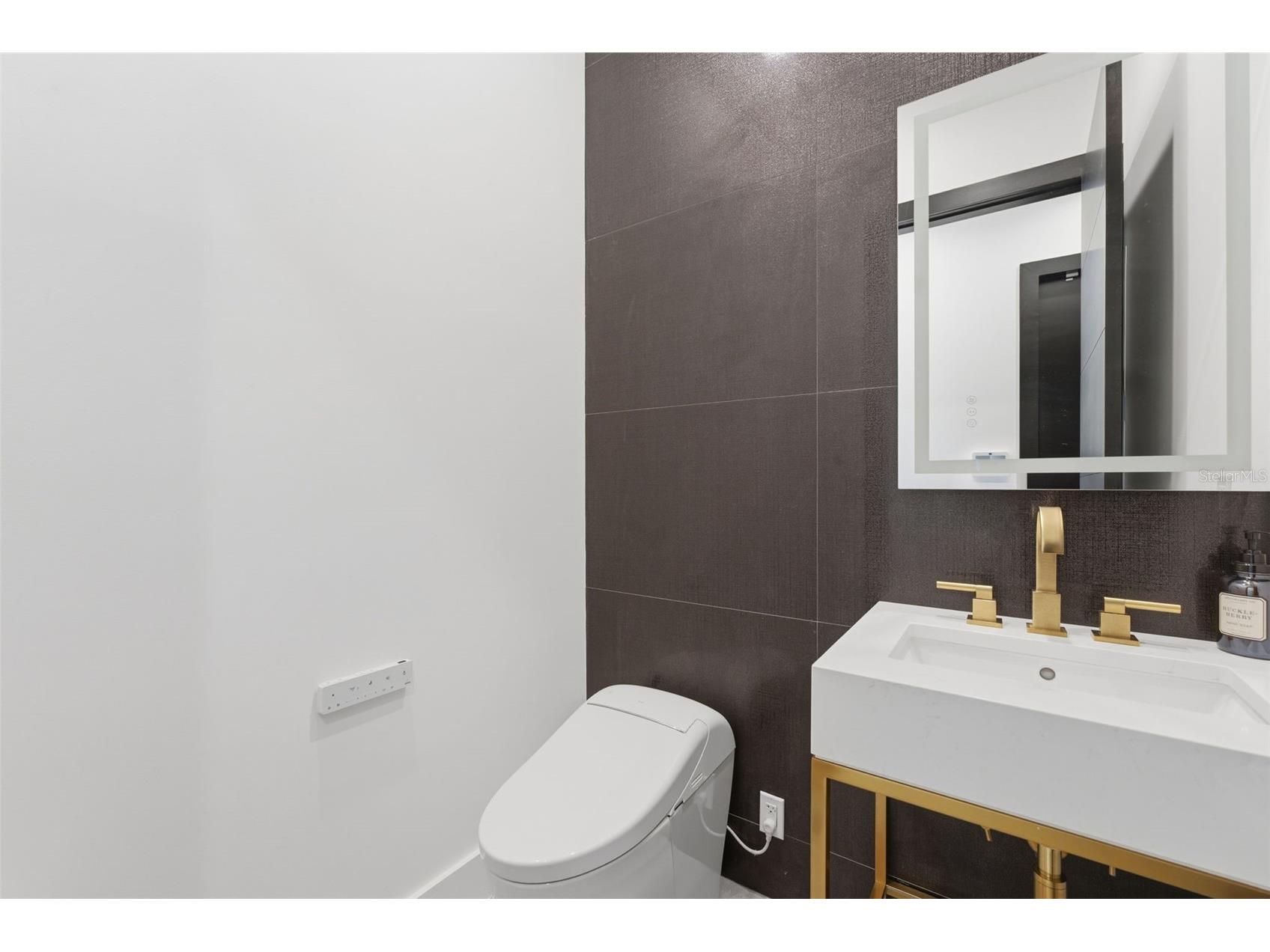 301 NE 27th Drive Wilton Manors FL 33334 O6372820 image11