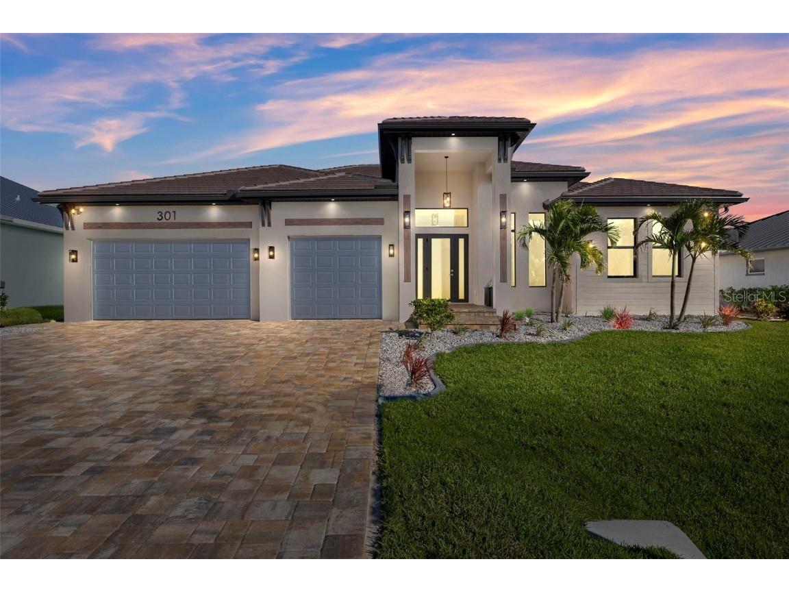 301 NW 39th Avenue Cape Coral FL 33993 - ROMANOFF CANAL C7501302 image1