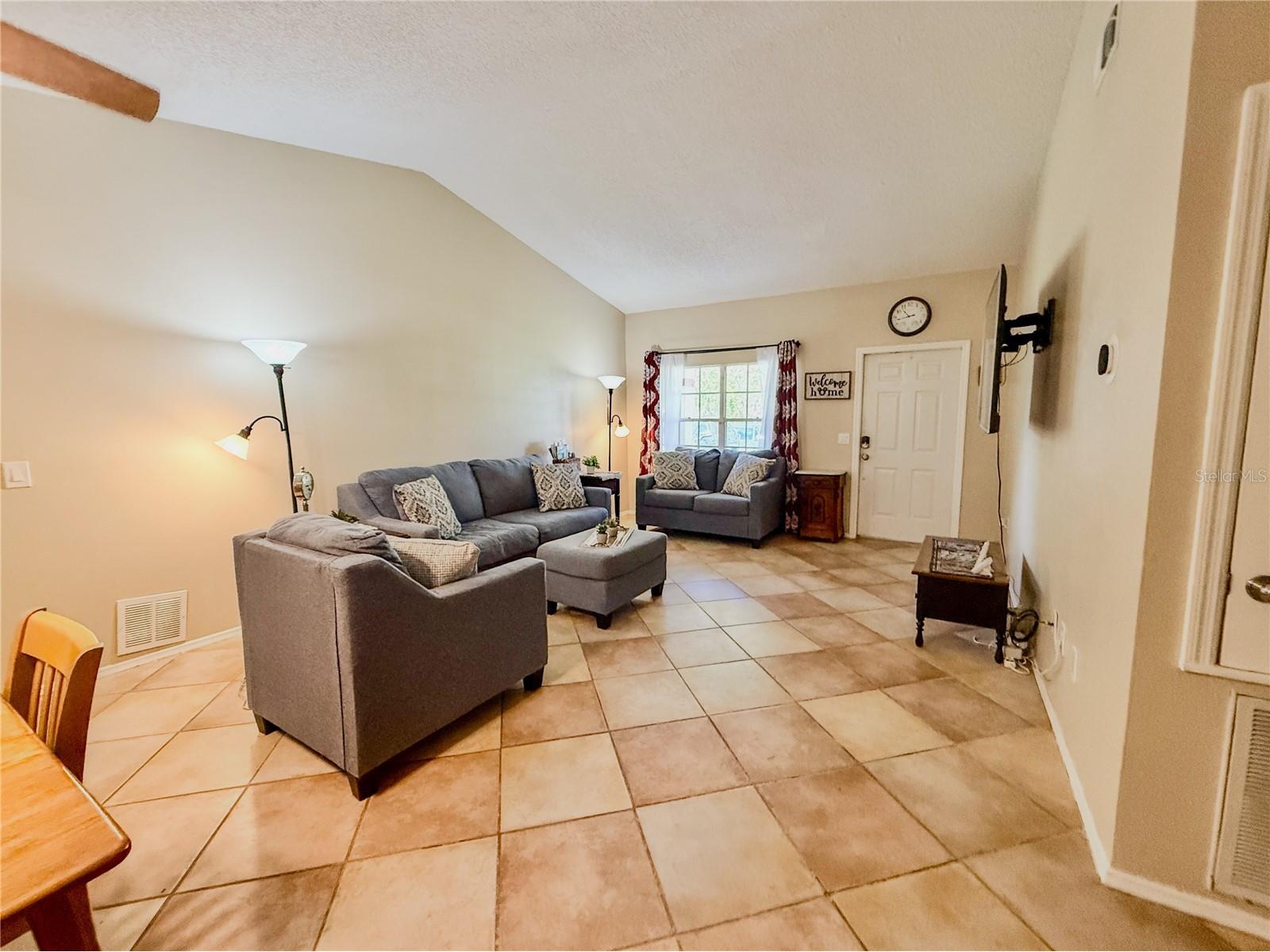 301 Oak Track Drive Ocala FL 34472 OM722702 image5