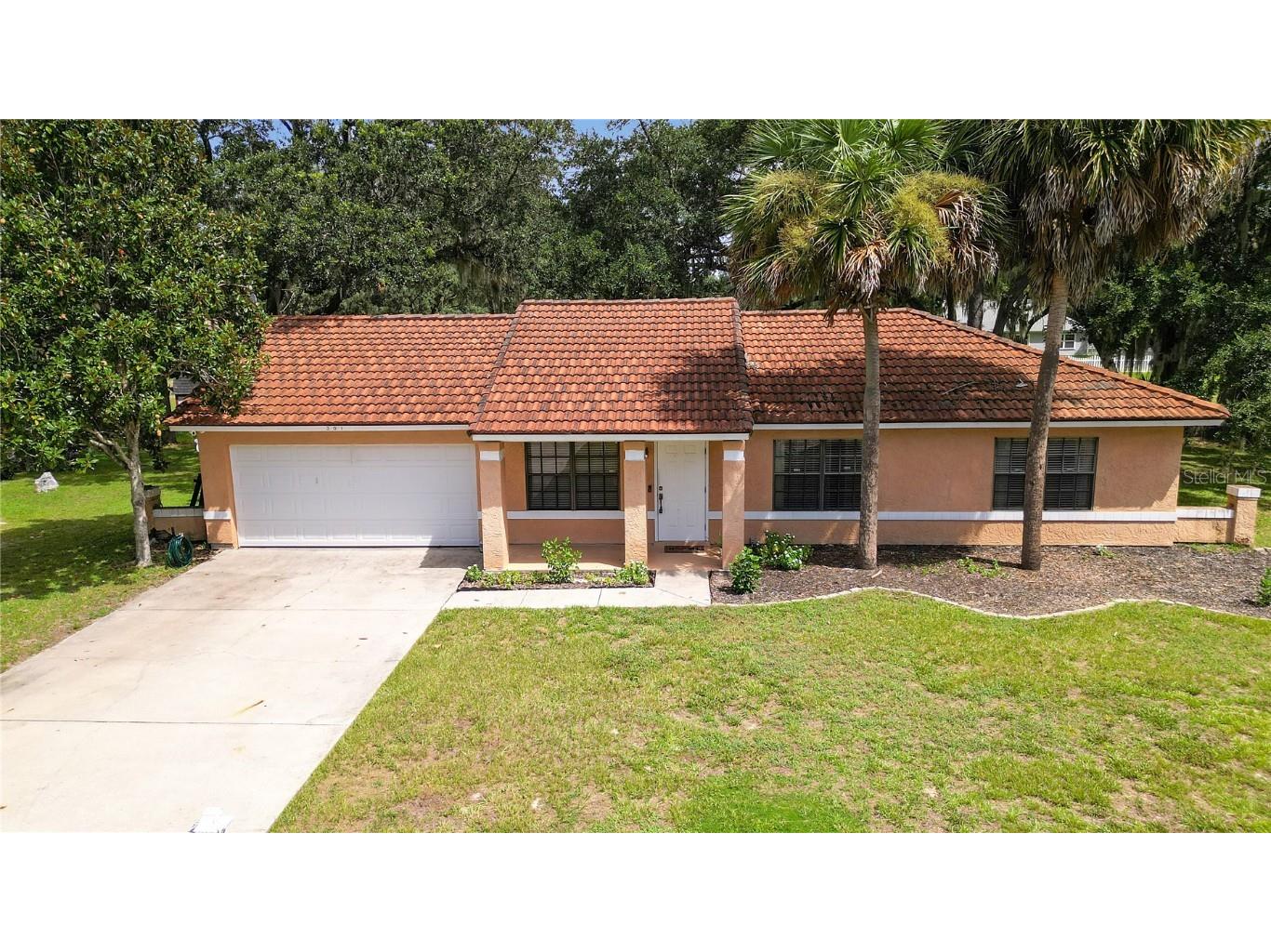 301 Oak Track Pass Ocala FL 34472 OM663907 image1