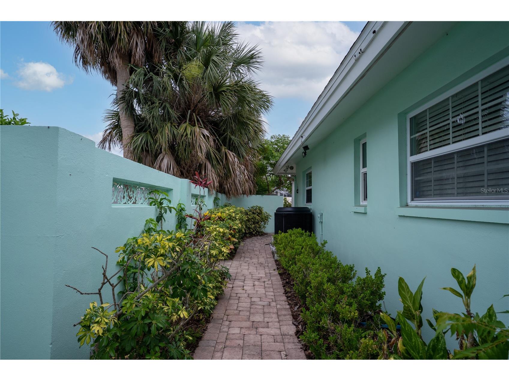 301 Palm Drive Largo FL 33770 TB8516028 image34