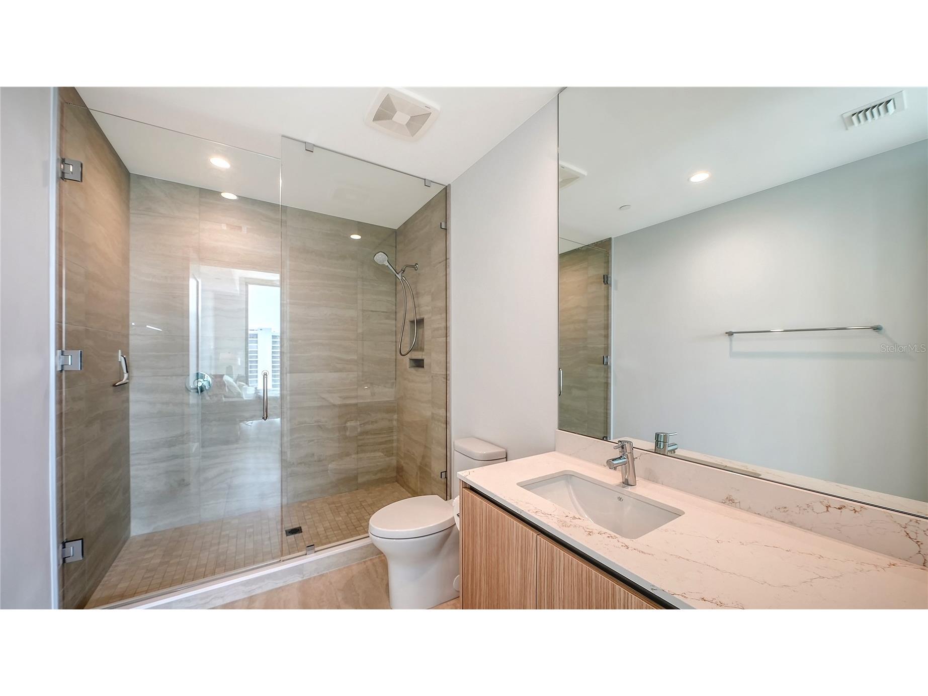 301 Quay #1507 Sarasota FL 34236 A4700096 image36
