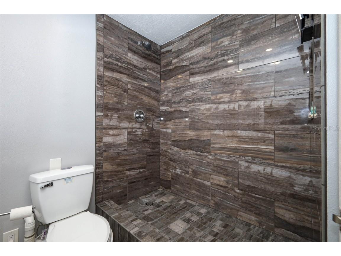 301 Quay Assisi New Smyrna Beach FL 32169 O6356612 image53