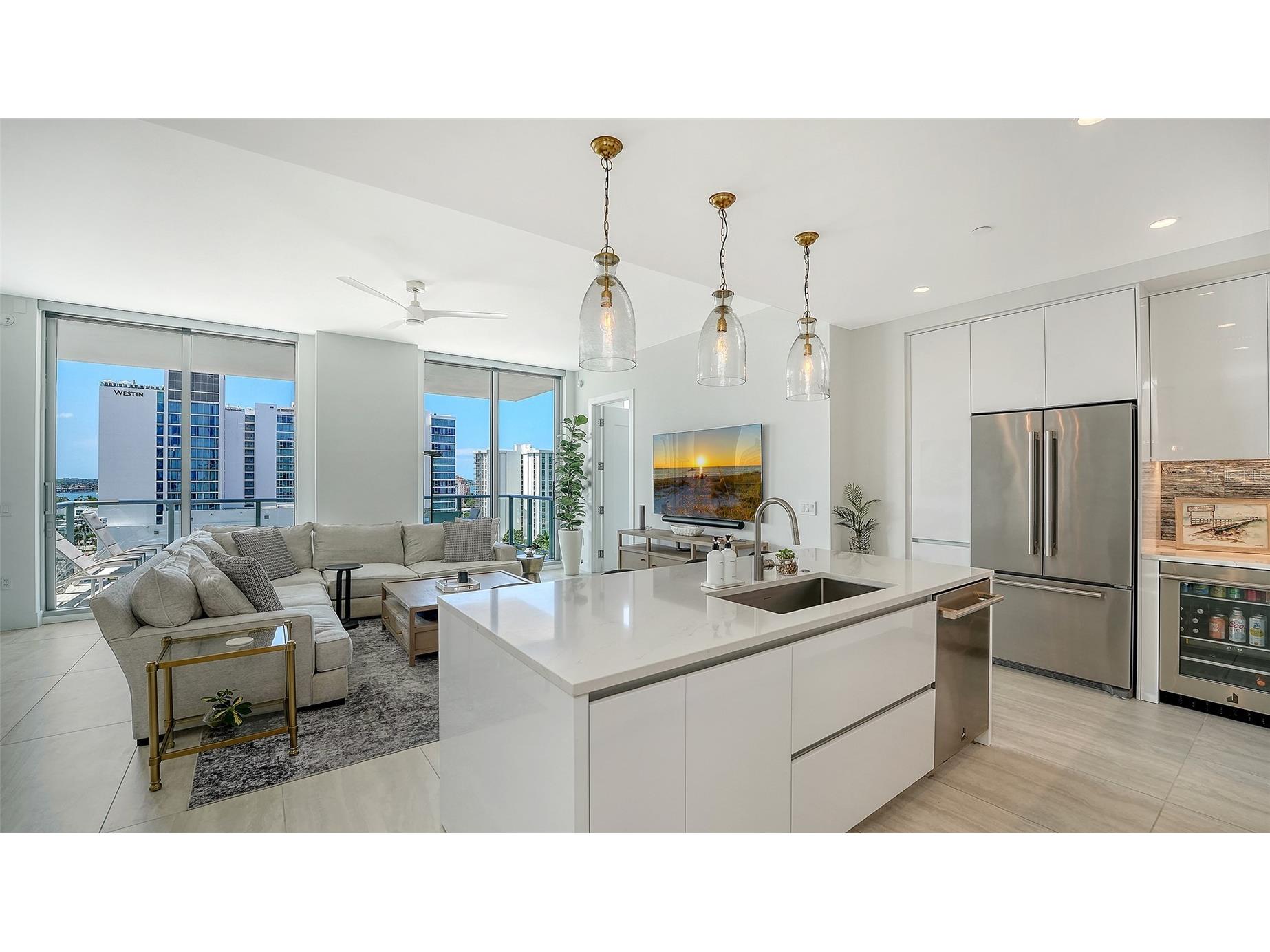 301 Quay Commons #1007 Sarasota FL 34236 A4697152 image12