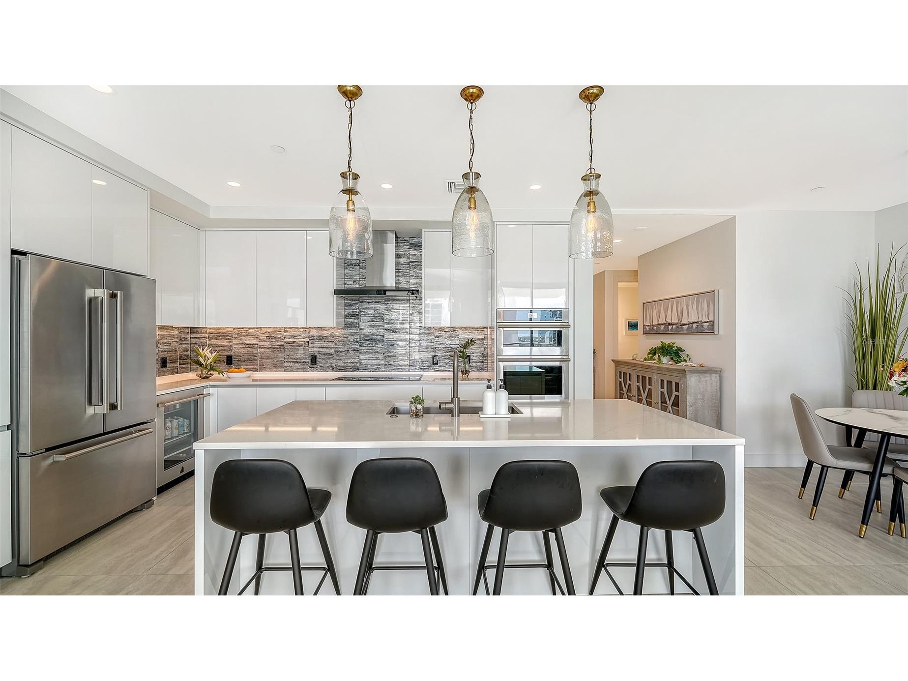 301 Quay Commons #1007 Sarasota FL 34236 A4697152 image14