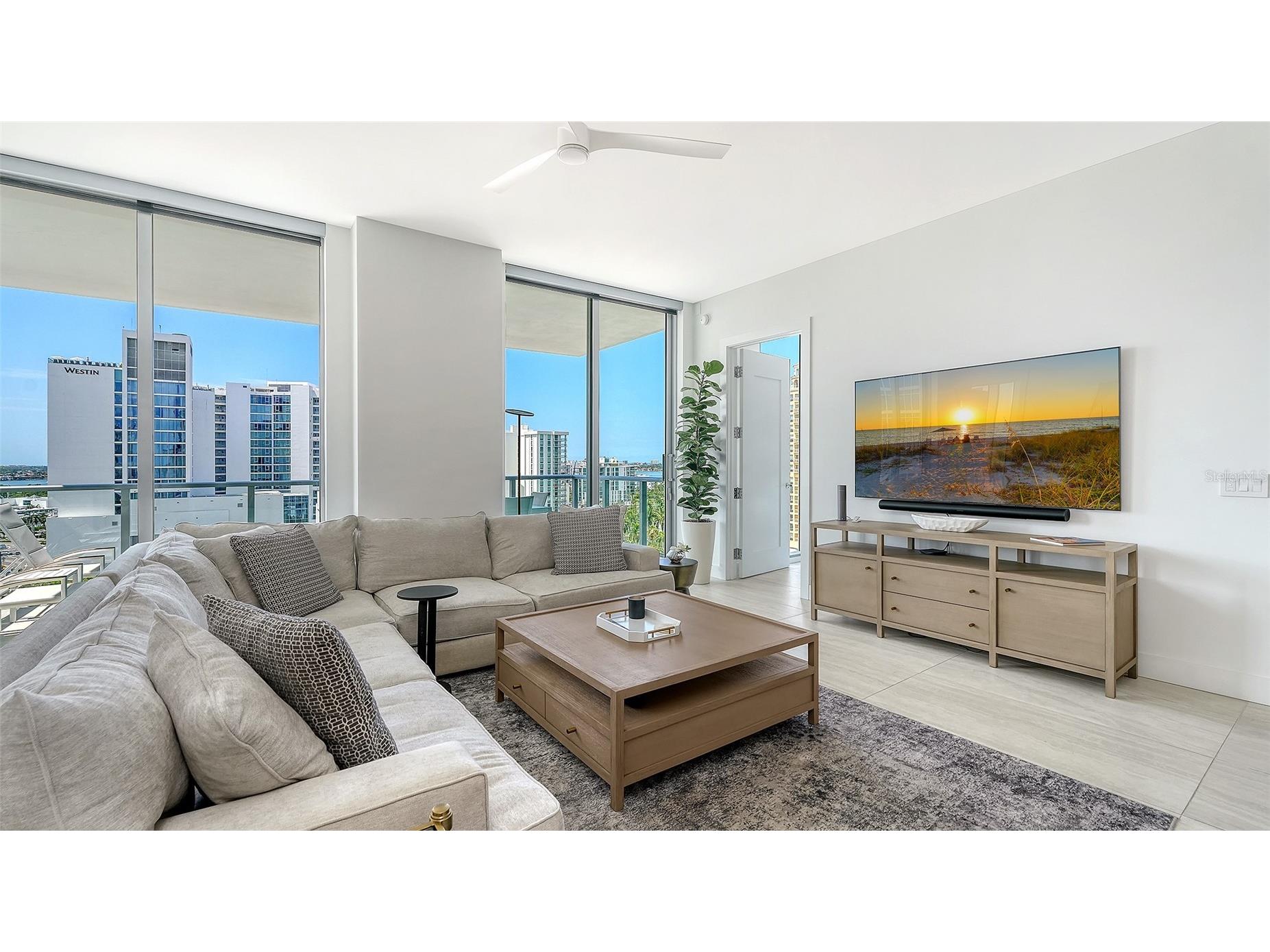 301 Quay Commons #1007 Sarasota FL 34236 A4697152 image15