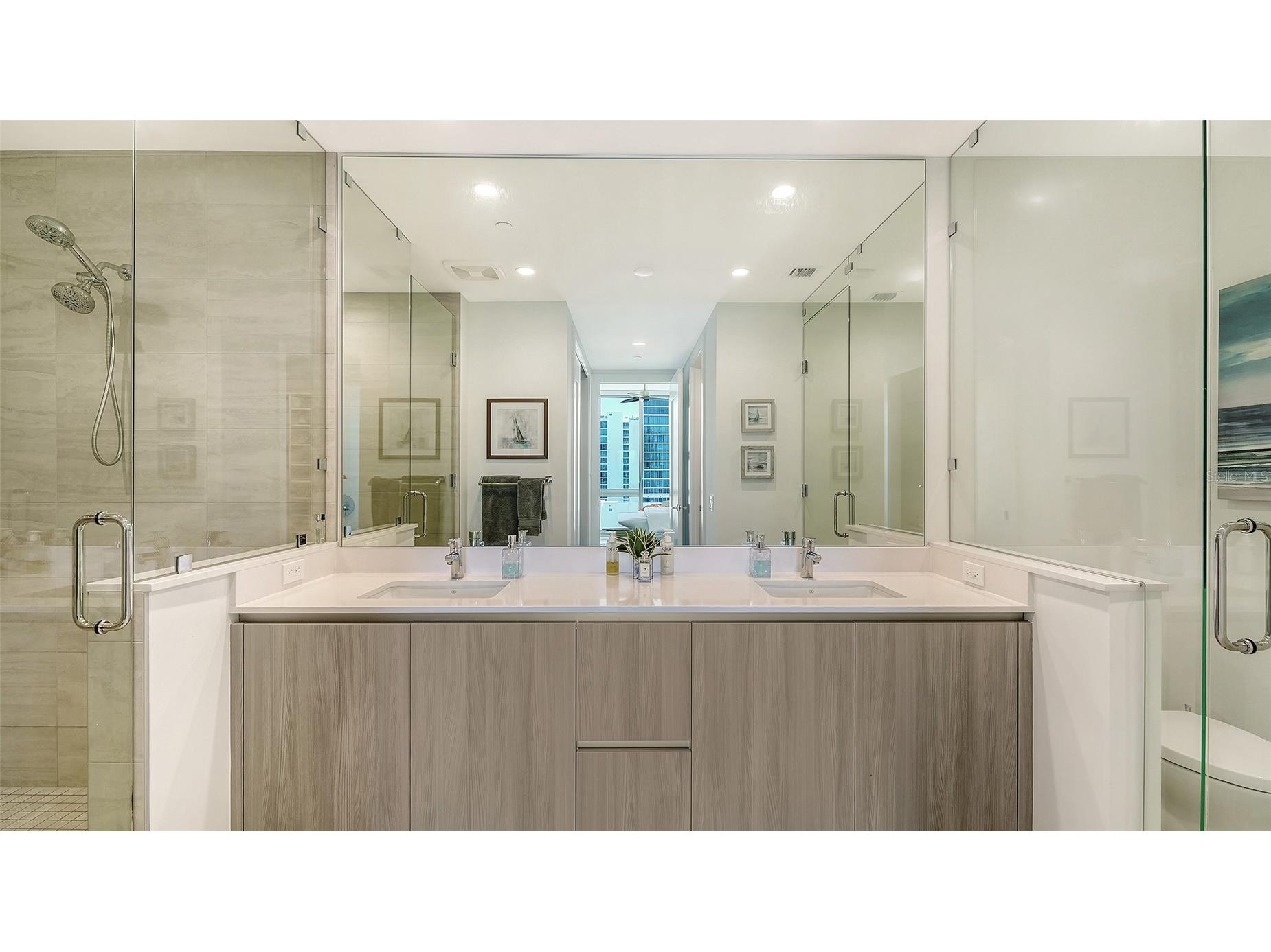 301 Quay Commons #1007 Sarasota FL 34236 A4697152 image22