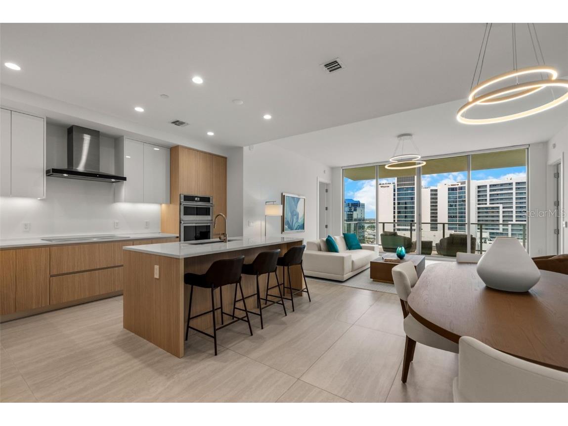 301 Quay Commons #1008 Sarasota FL 34236 A4660379 image24