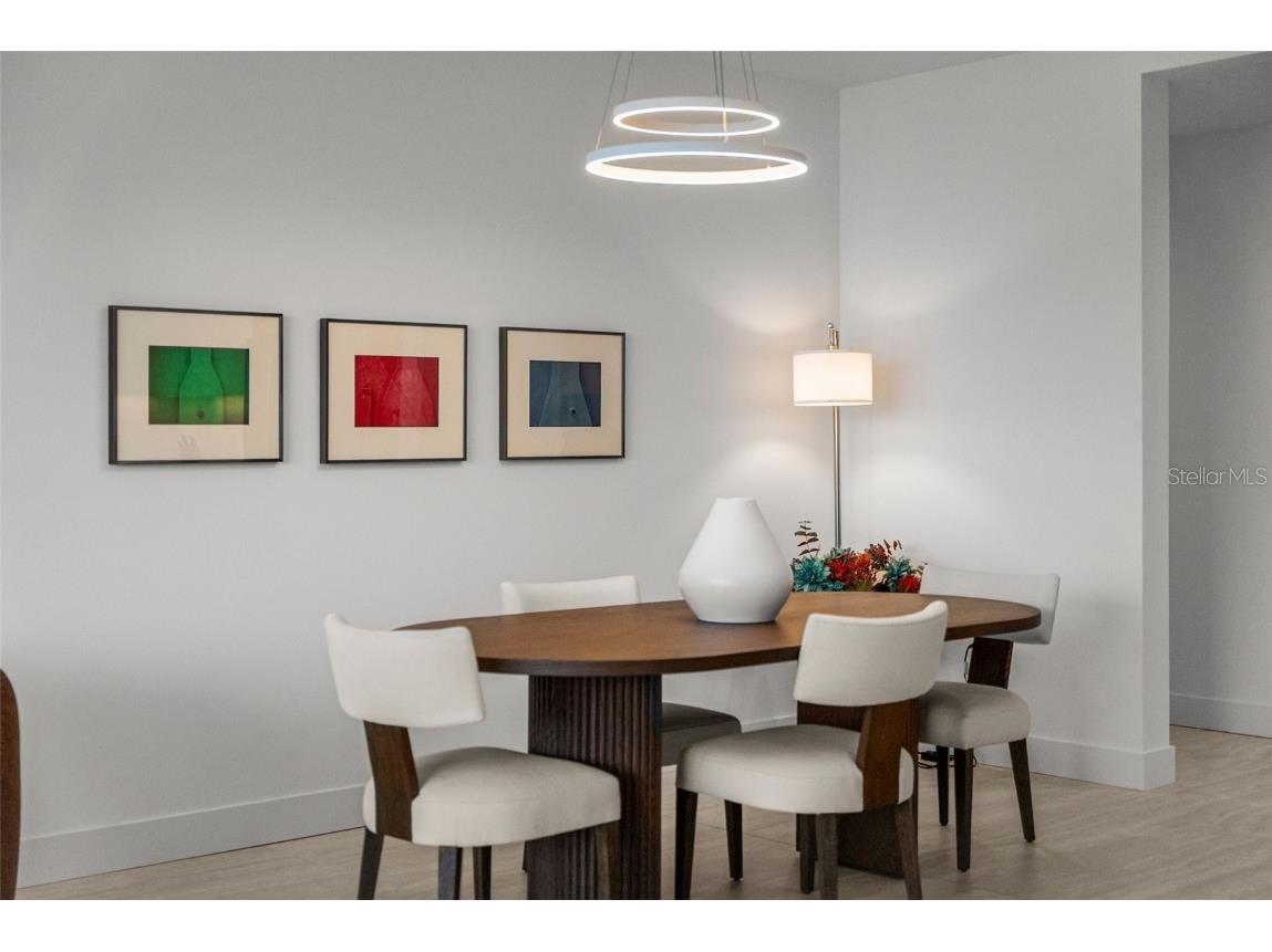 301 Quay Commons #1008 Sarasota FL 34236 A4660379 image3