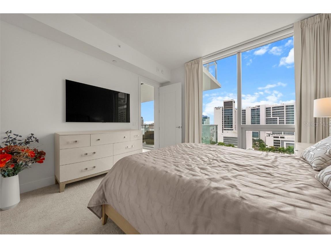 301 Quay Commons #1008 Sarasota FL 34236 A4660379 image41