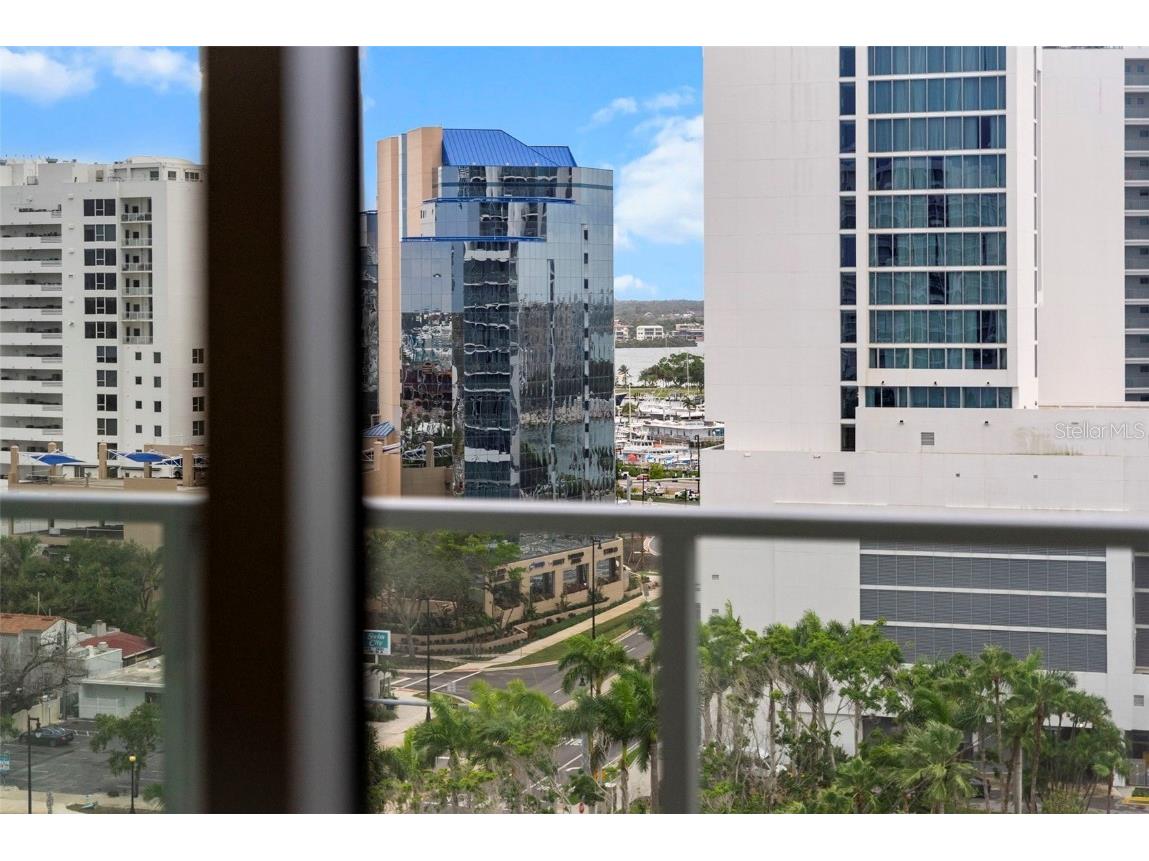 301 Quay Commons #1008 Sarasota FL 34236 A4660379 image43