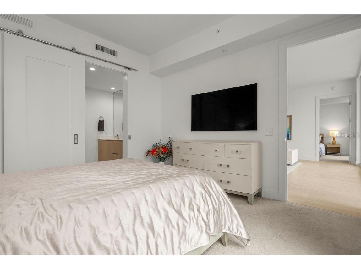 301 Quay Commons #1008 Sarasota FL 34236 A4660379 image44