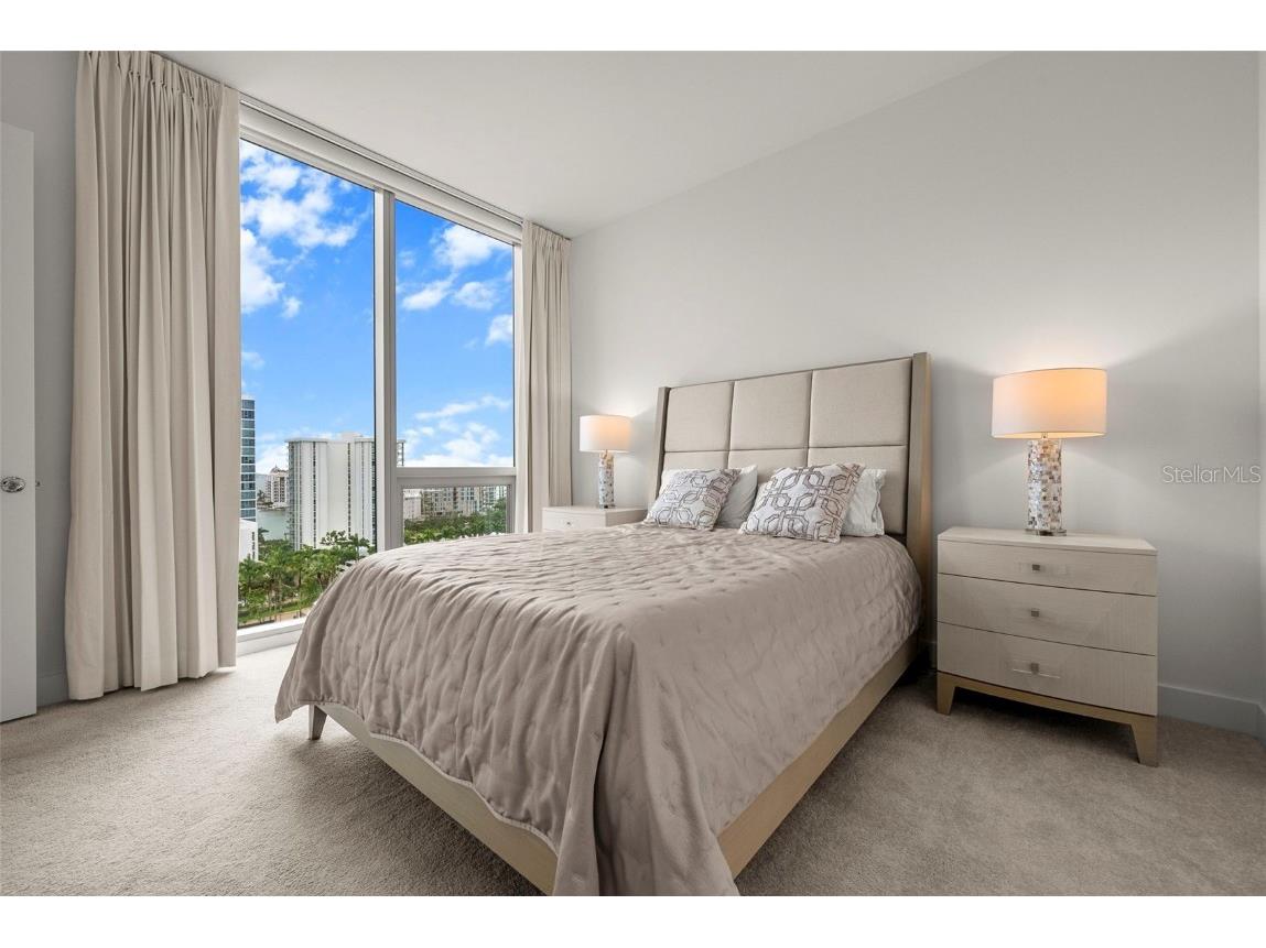 301 Quay Commons #1008 Sarasota FL 34236 A4660379 image5