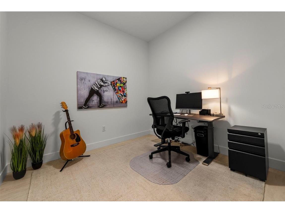 301 Quay Commons #1008 Sarasota FL 34236 A4660379 image56