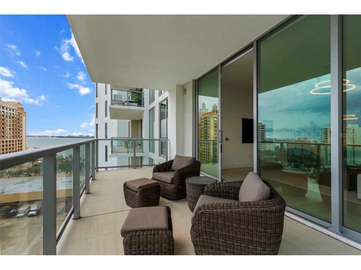 301 Quay Commons #1008 Sarasota FL 34236 A4660379 image7