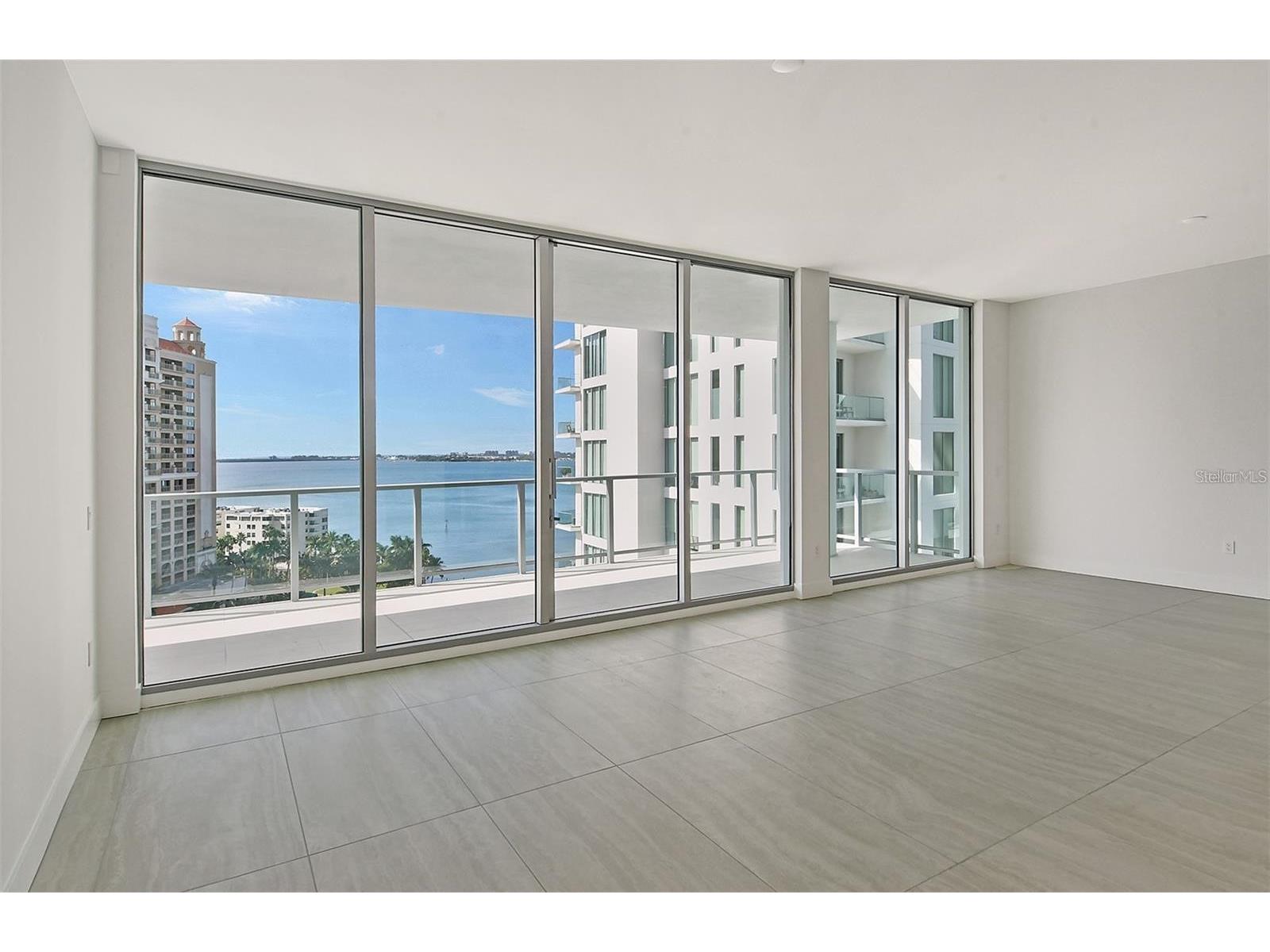 301 Quay Commons #1011 Sarasota FL 34236 A4692152 image12