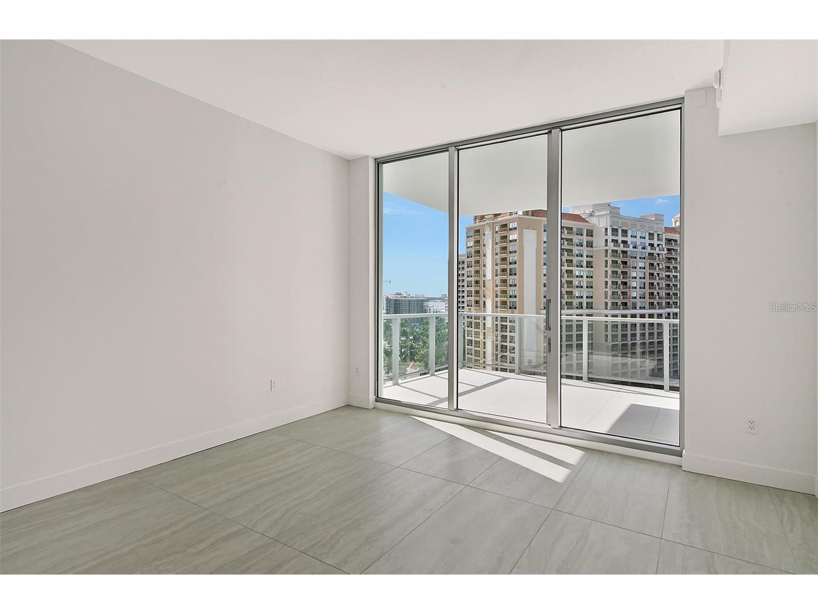 301 Quay Commons #1011 Sarasota FL 34236 A4692152 image22