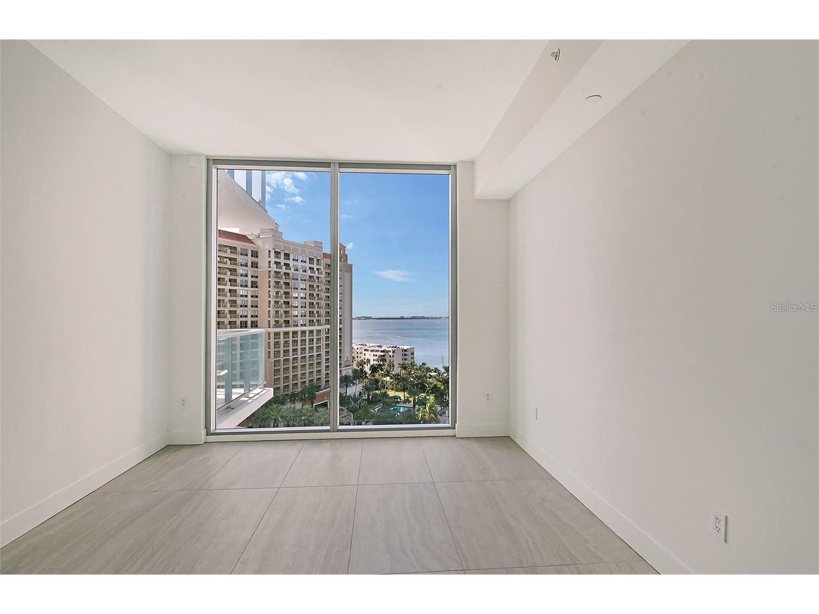 301 Quay Commons #1011 Sarasota FL 34236 A4692152 image33