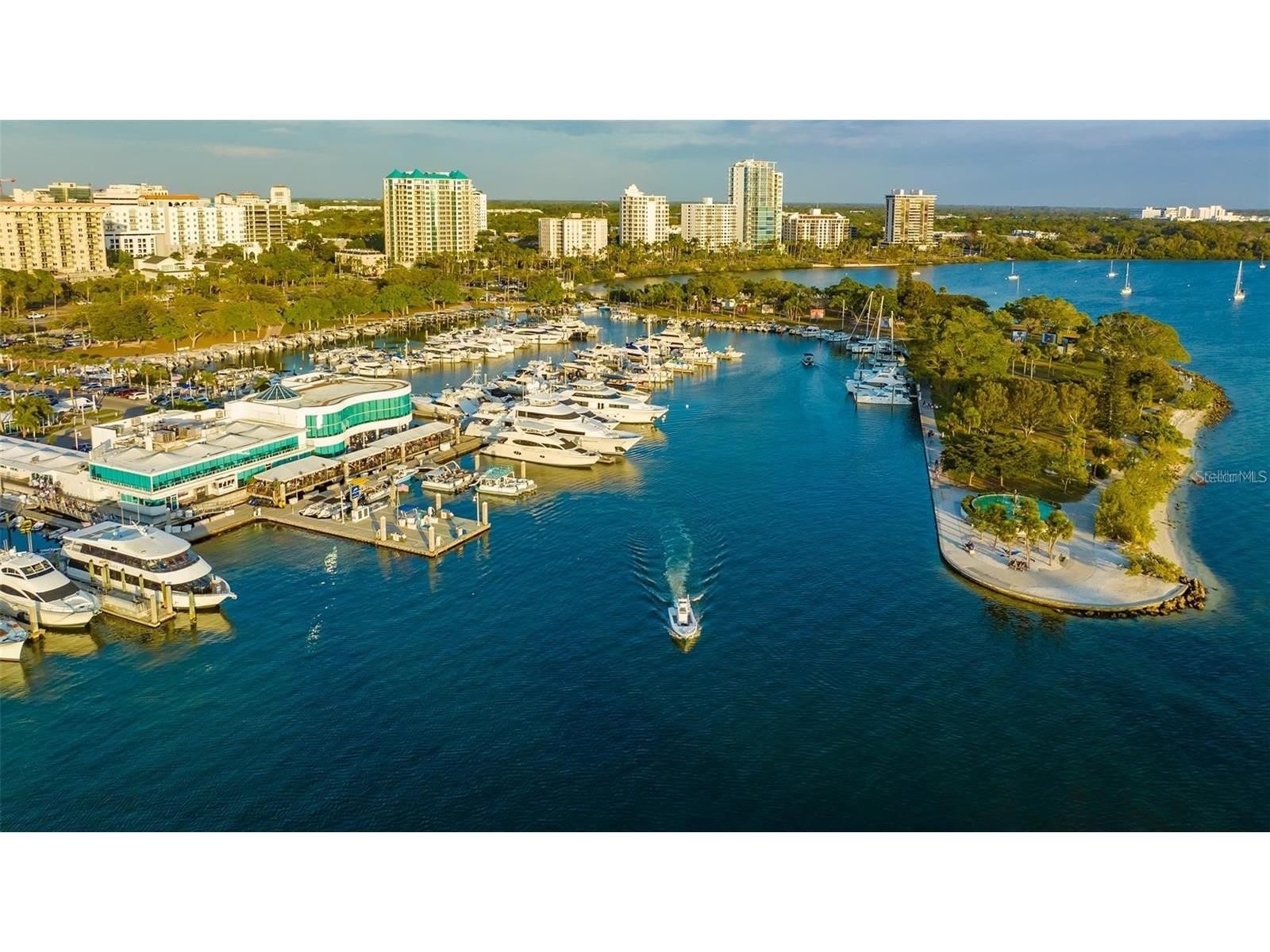 301 Quay Commons #1011 Sarasota FL 34236 A4692152 image51