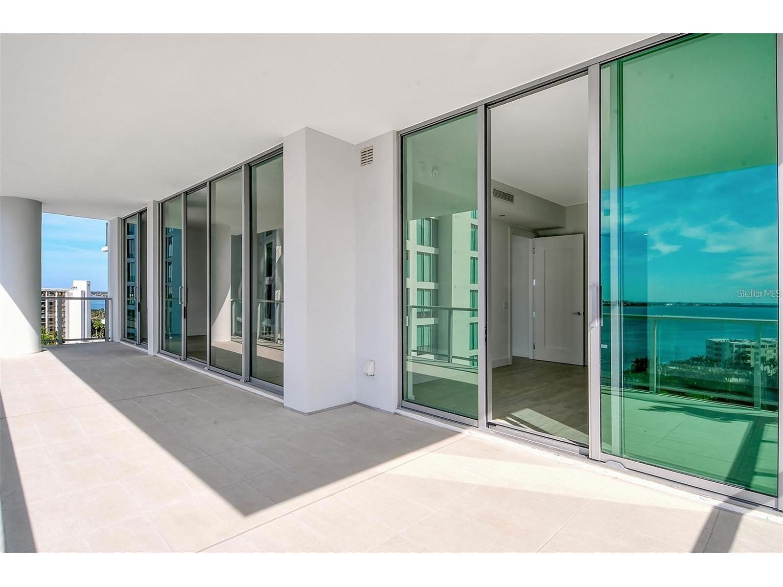 301 Quay Commons #1011 Sarasota FL 34236 A4692152 image6