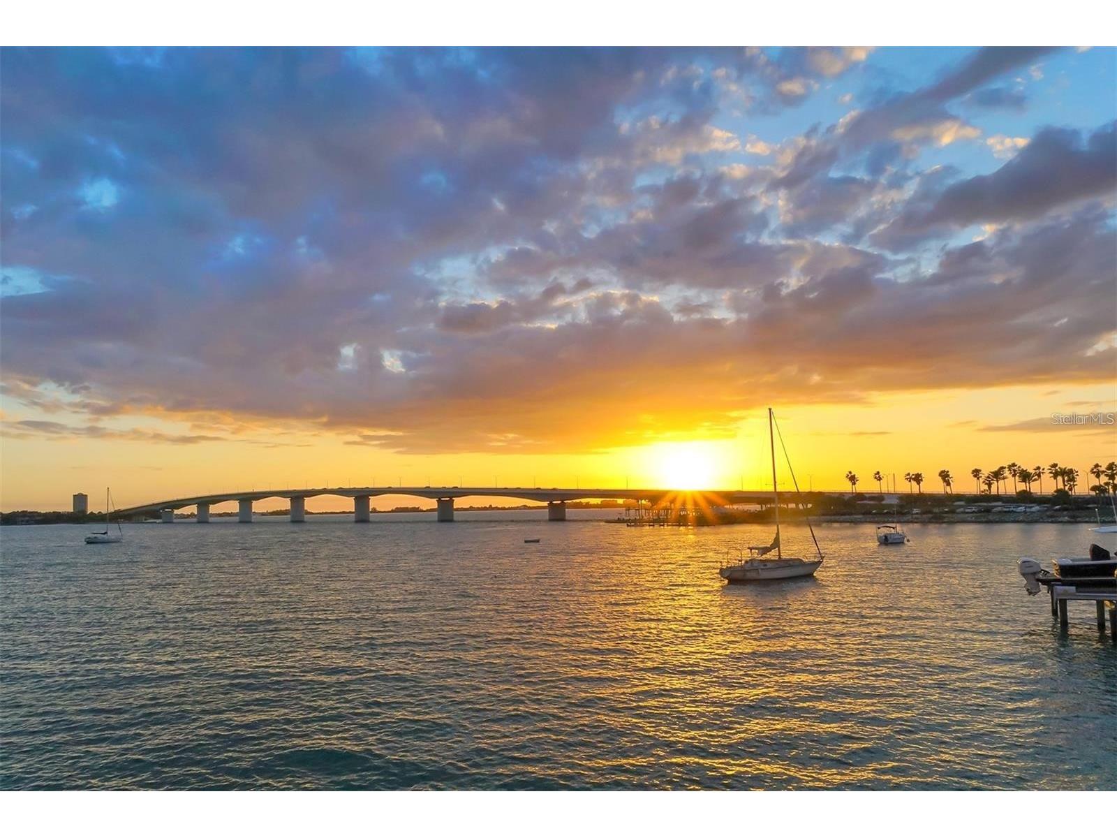 301 Quay Commons #1011 Sarasota FL 34236 A4692152 image60