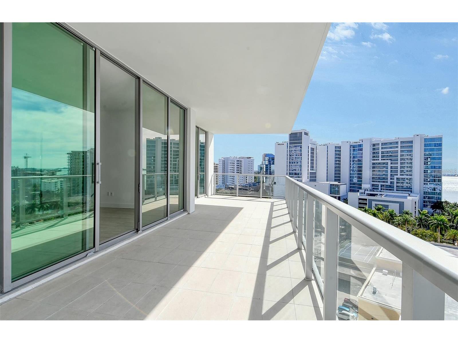301 Quay Commons #1011 Sarasota FL 34236 A4692152 image7
