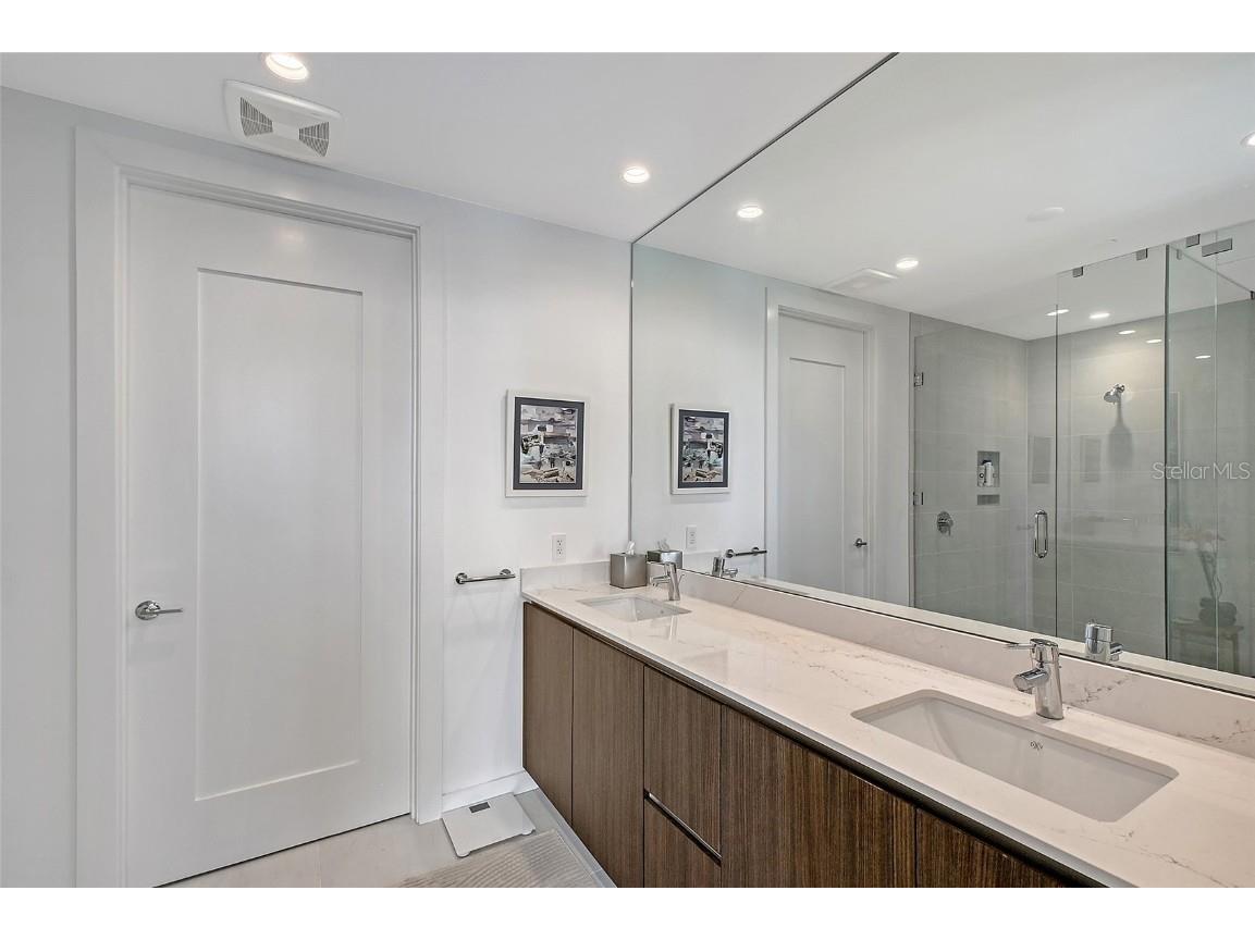 301 Quay Commons #1208 Sarasota FL 34236 - SARASOTA BAY A4653992 image25