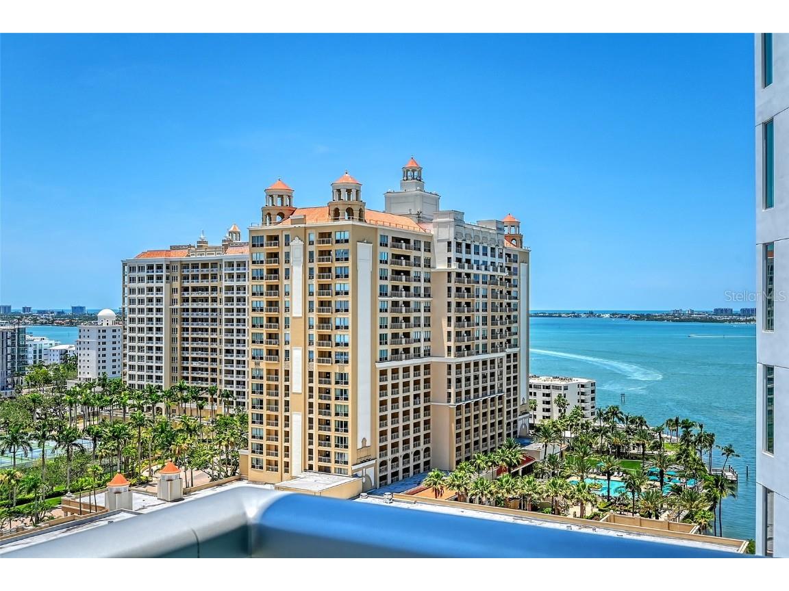 301 Quay Commons #1208 Sarasota FL 34236 - SARASOTA BAY A4653992 image3