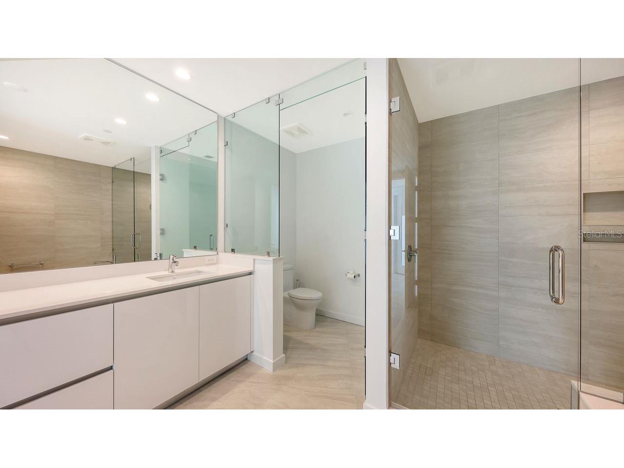 301 Quay Commons #1210 Sarasota FL 34236 A4689527 image34