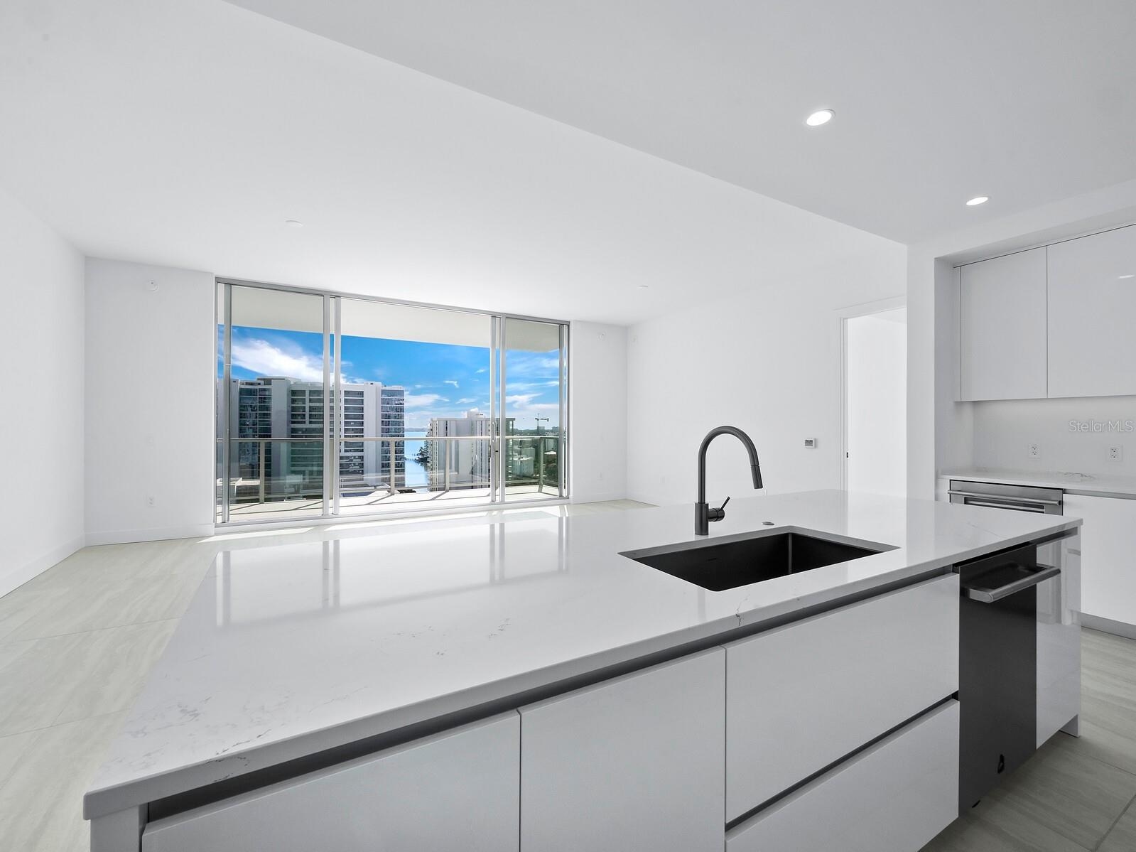 301 Quay Commons #1409 Sarasota FL 34236 A4684993 image11
