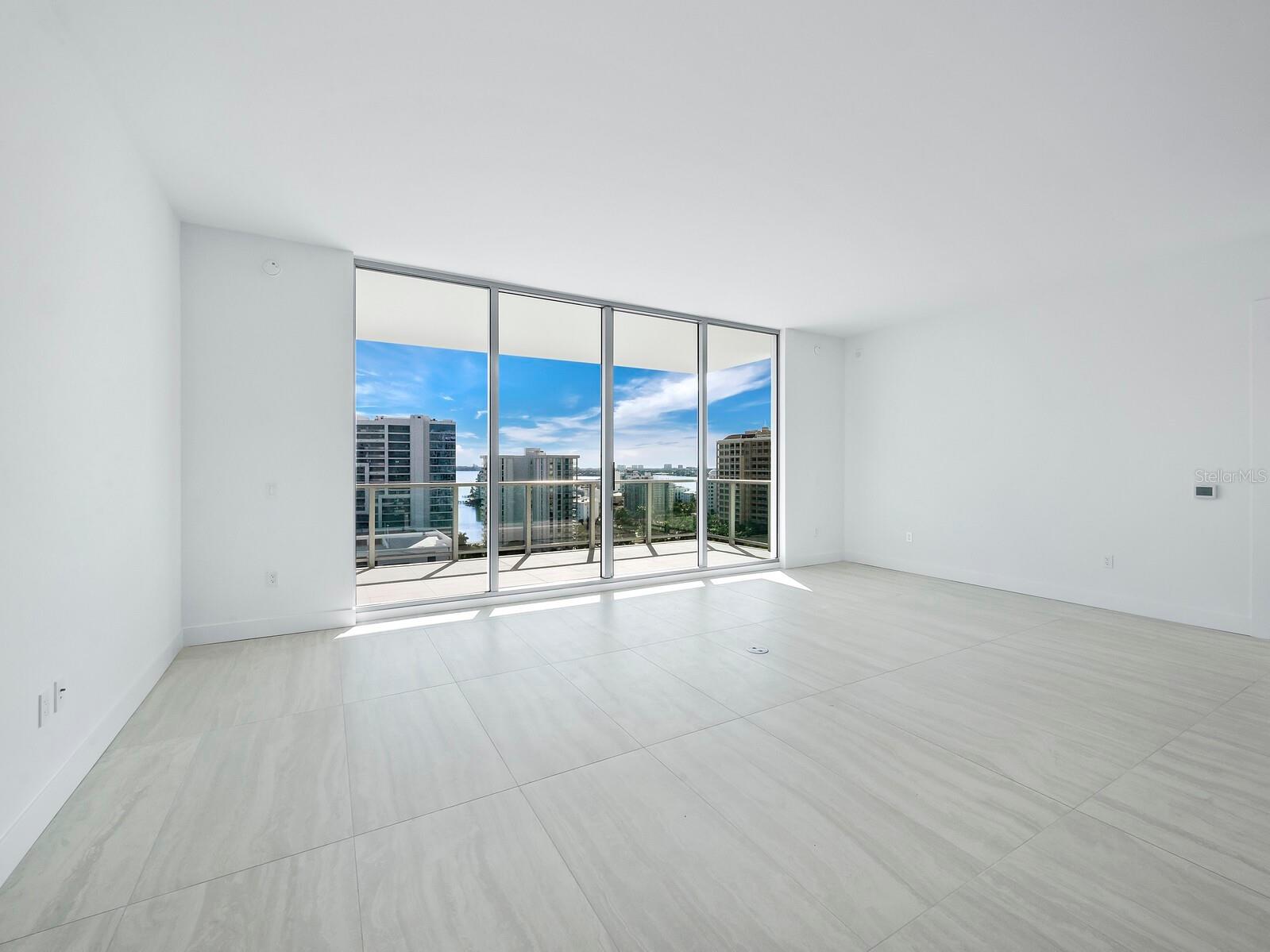 301 Quay Commons #1409 Sarasota FL 34236 A4684993 image4