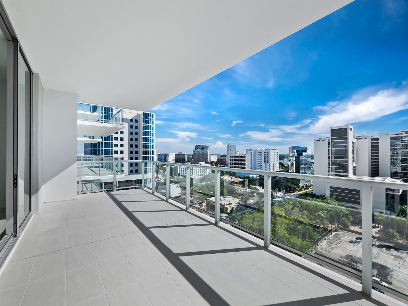 301 Quay Commons #1409 Sarasota FL 34236 A4684993 image8