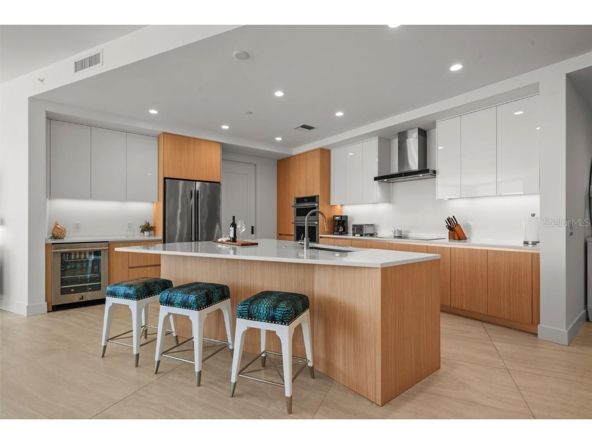 301 Quay Commons #1610 Sarasota FL 34236 A4647965 image10