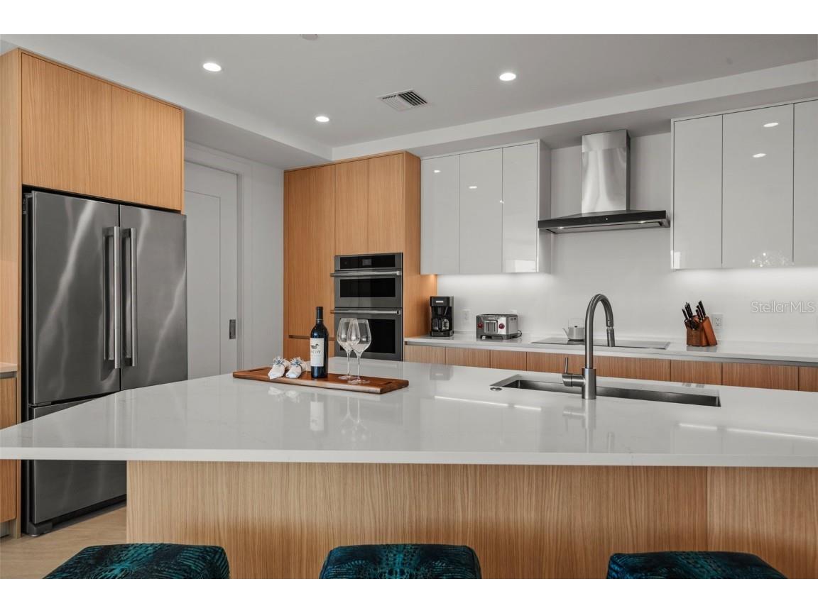 301 Quay Commons #1610 Sarasota FL 34236 A4647965 image23