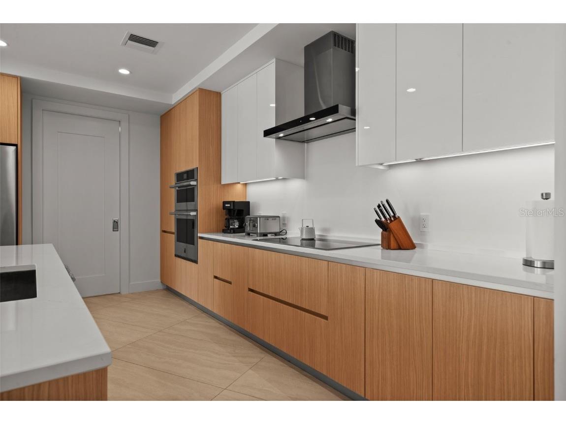 301 Quay Commons #1610 Sarasota FL 34236 A4647965 image31