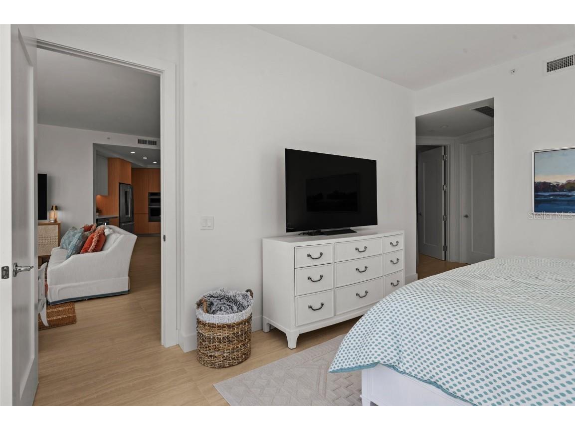 301 Quay Commons #1610 Sarasota FL 34236 A4647965 image38