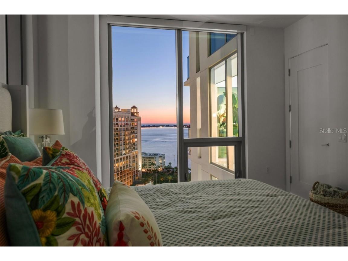 301 Quay Commons #1610 Sarasota FL 34236 A4647965 image7