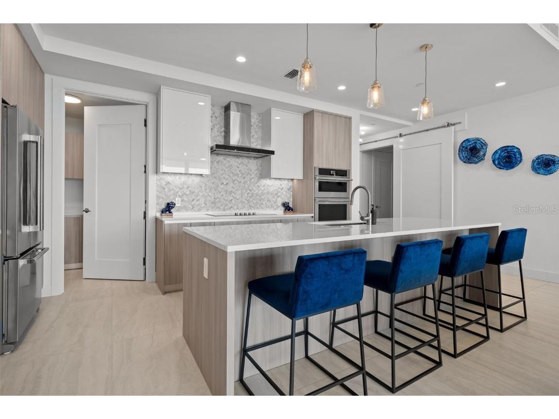 301 Quay Commons #1703 Sarasota FL 34236 A4657928 image15