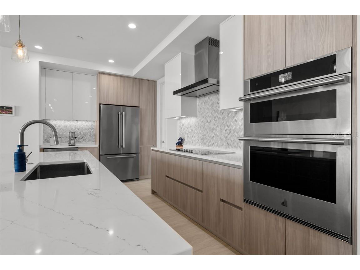 301 Quay Commons #1703 Sarasota FL 34236 A4657928 image18