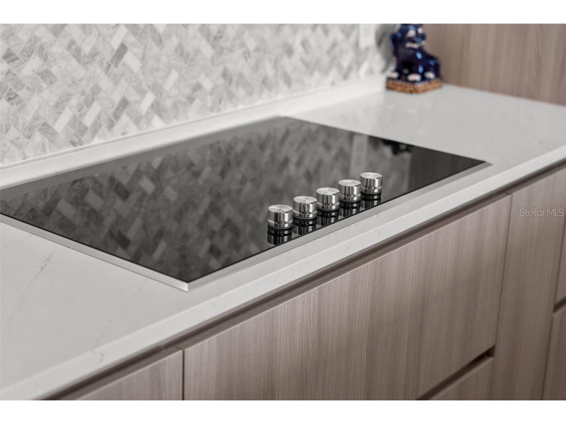 301 Quay Commons #1703 Sarasota FL 34236 A4657928 image21