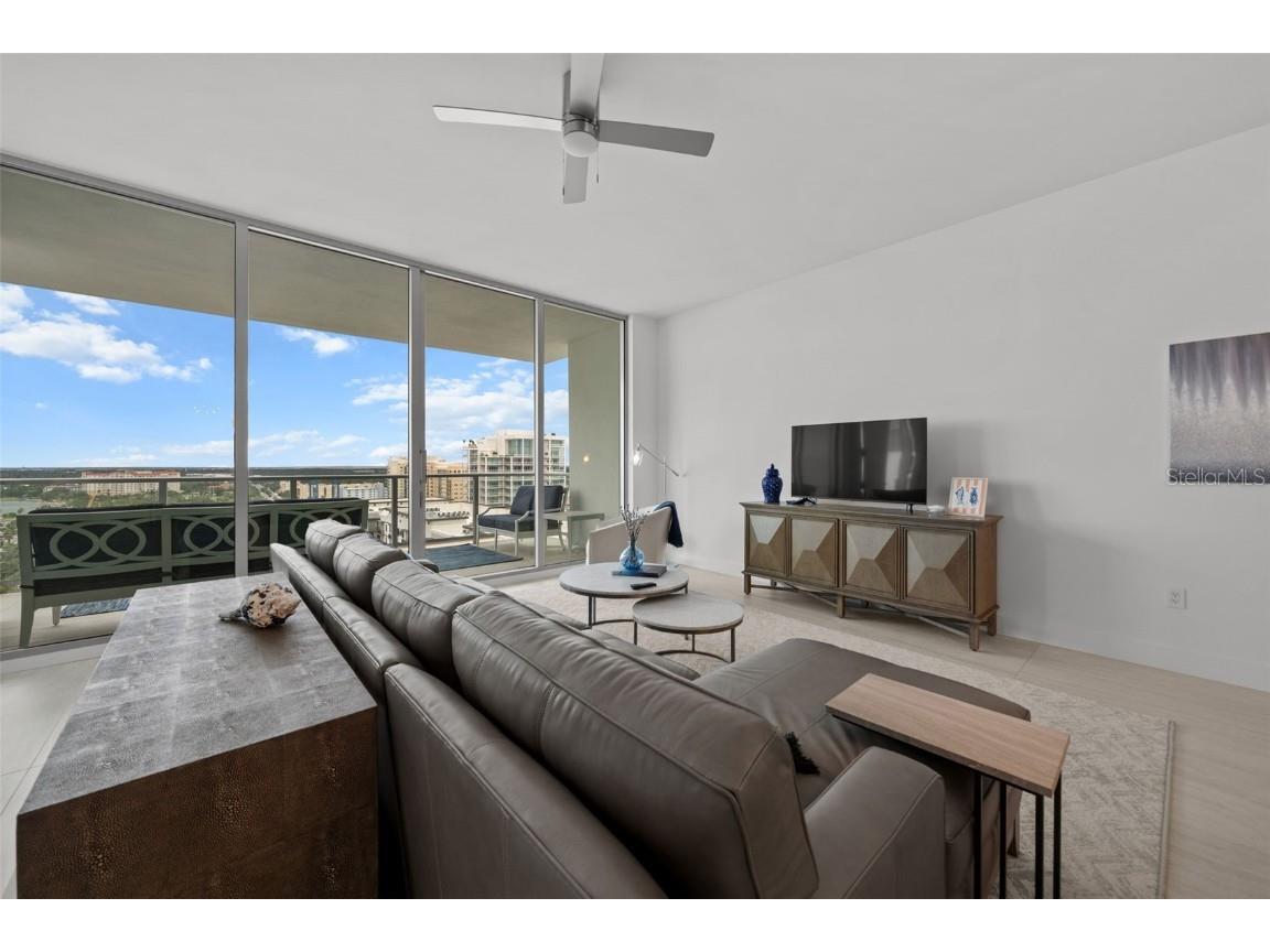 301 Quay Commons #1703 Sarasota FL 34236 A4657928 image25