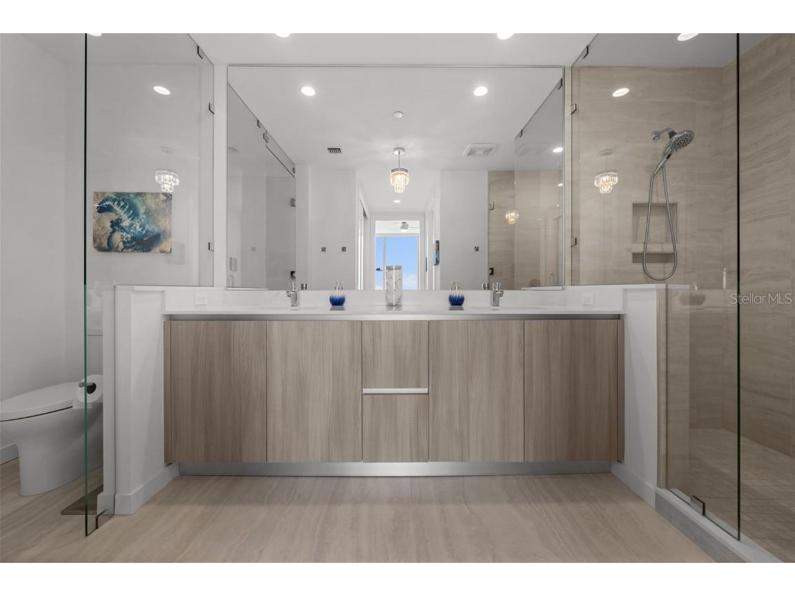 301 Quay Commons #1703 Sarasota FL 34236 A4657928 image37