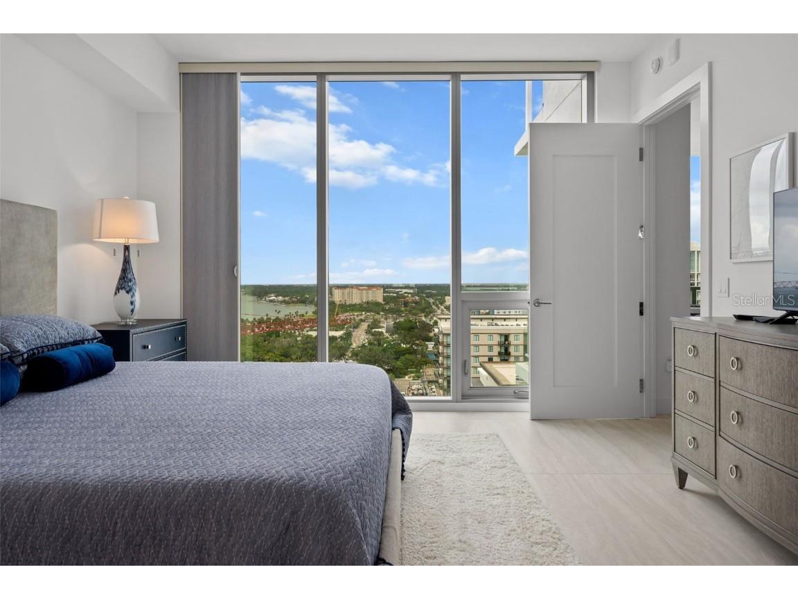 301 Quay Commons #1703 Sarasota FL 34236 A4657928 image6