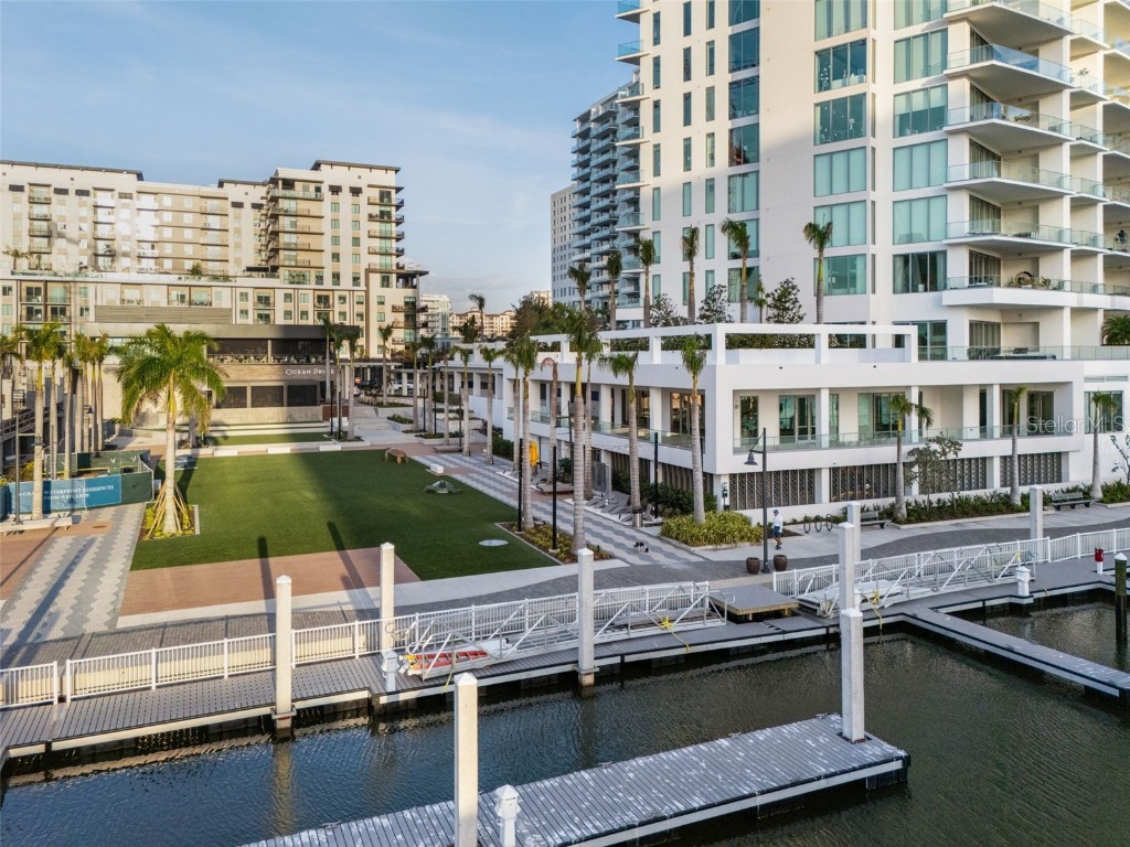 301 Quay Commons #1703 Sarasota FL 34236 A4657928 image78