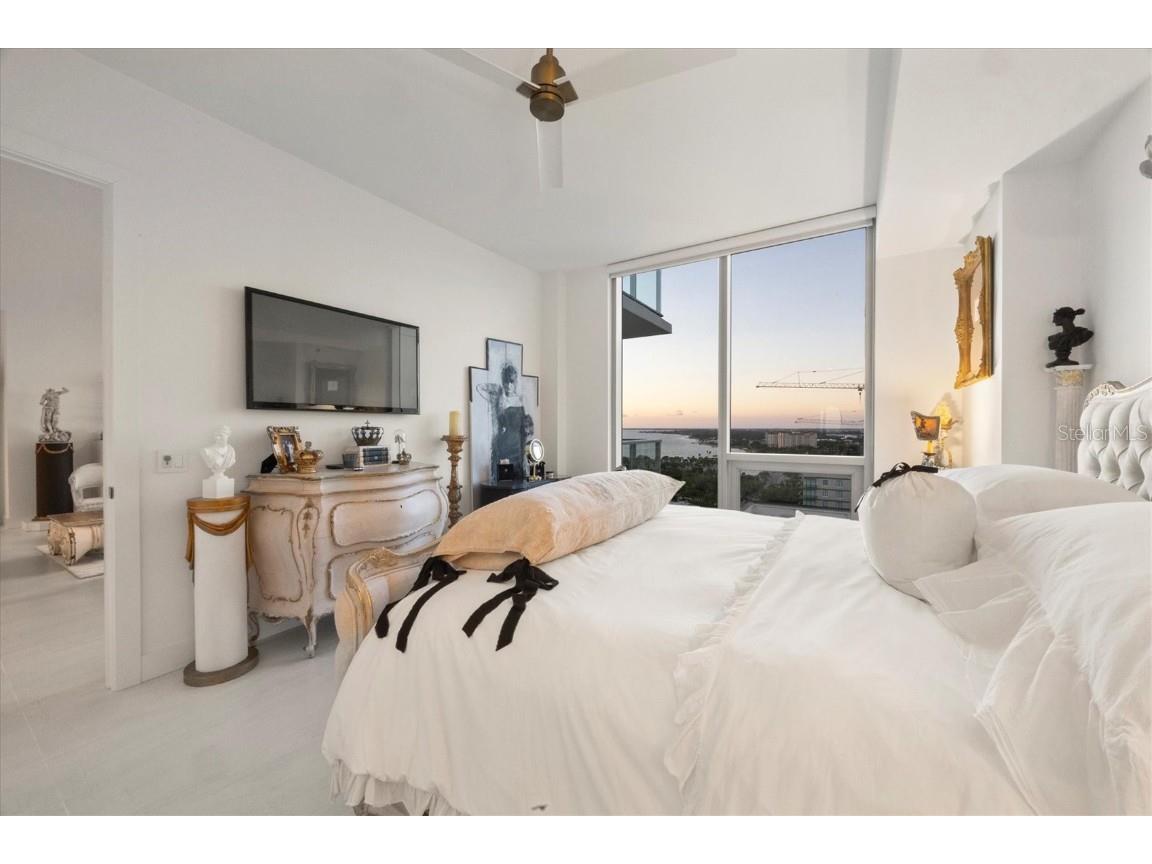 301 Quay Commons #1704 Sarasota FL 34236 - SARASOTA BAY A4662905 image16