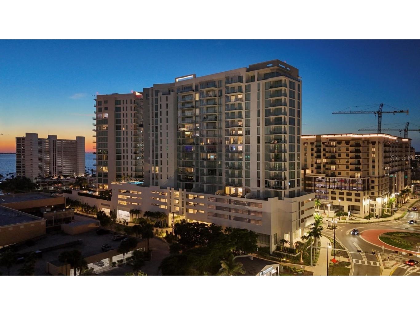 301 Quay Commons #1704 Sarasota FL 34236 - SARASOTA BAY A4662905 image3