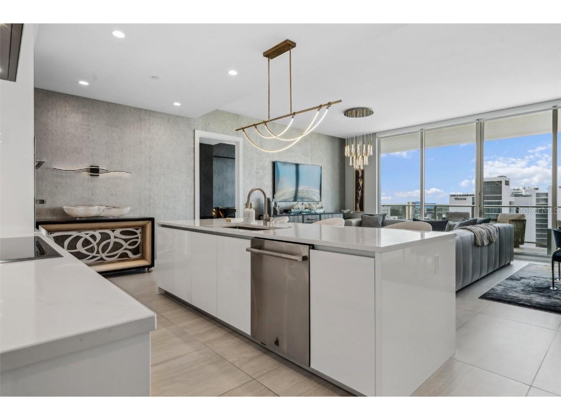 301 Quay Commons #1709 Sarasota FL 34236 A4650966 image17