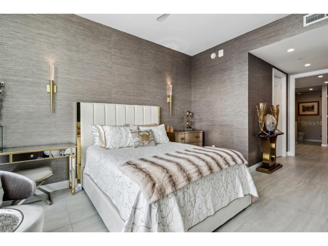 301 Quay Commons #1709 Sarasota FL 34236 A4650966 image46