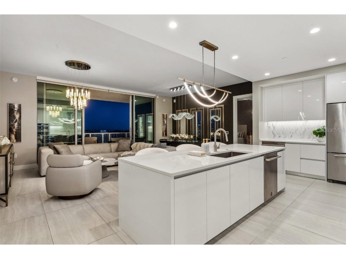 301 Quay Commons #1709 Sarasota FL 34236 A4650966 image9