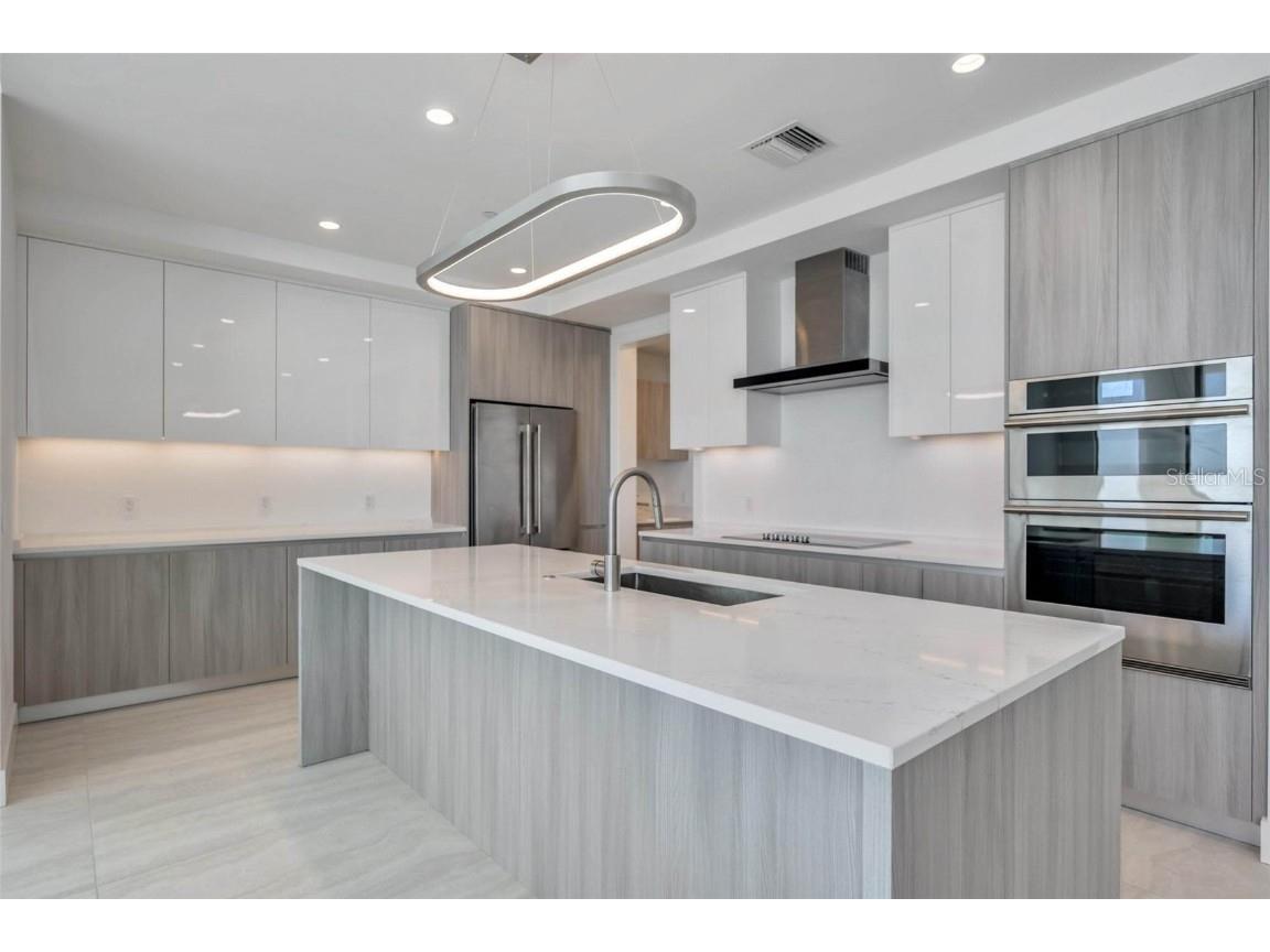 301 Quay Commons #1711 Sarasota FL 34236 A4652453 image17